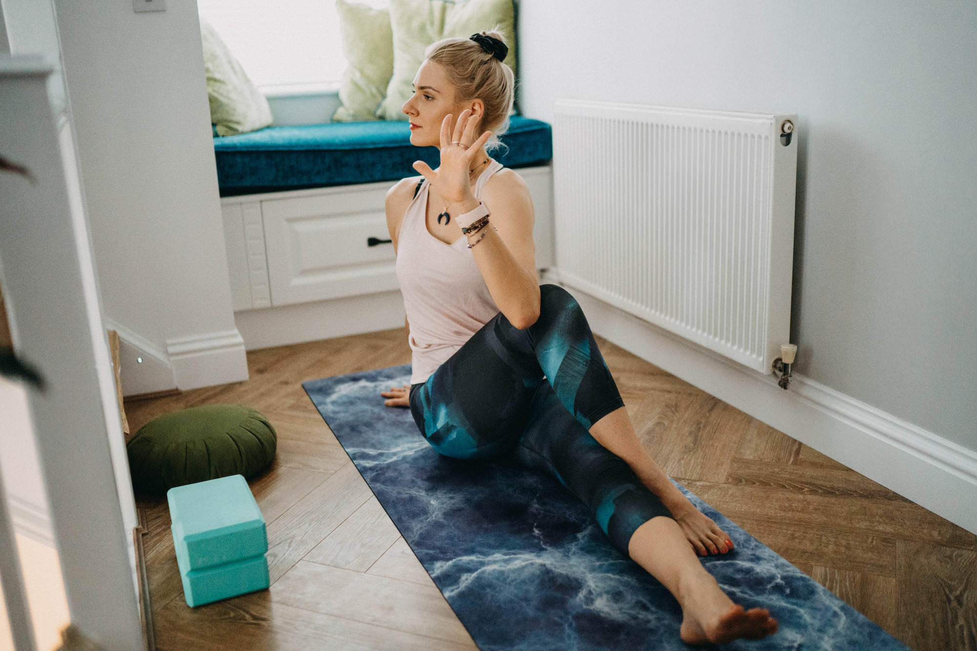 yoga artykuł zachęcający do robienia yogi